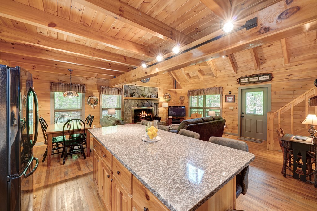 415693 Blue Ridge Residential
