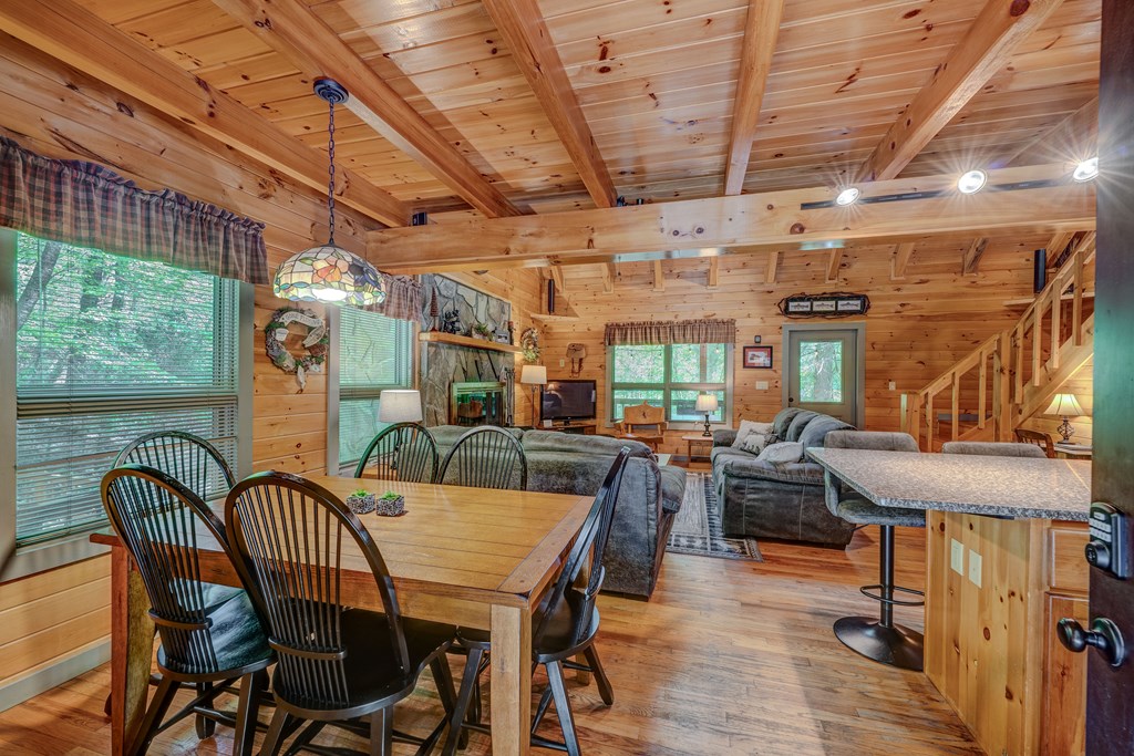 415693 Blue Ridge Residential
