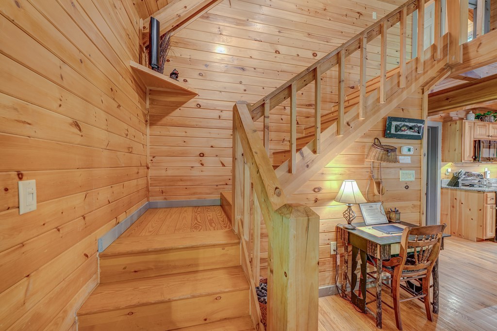 415693 Blue Ridge Residential