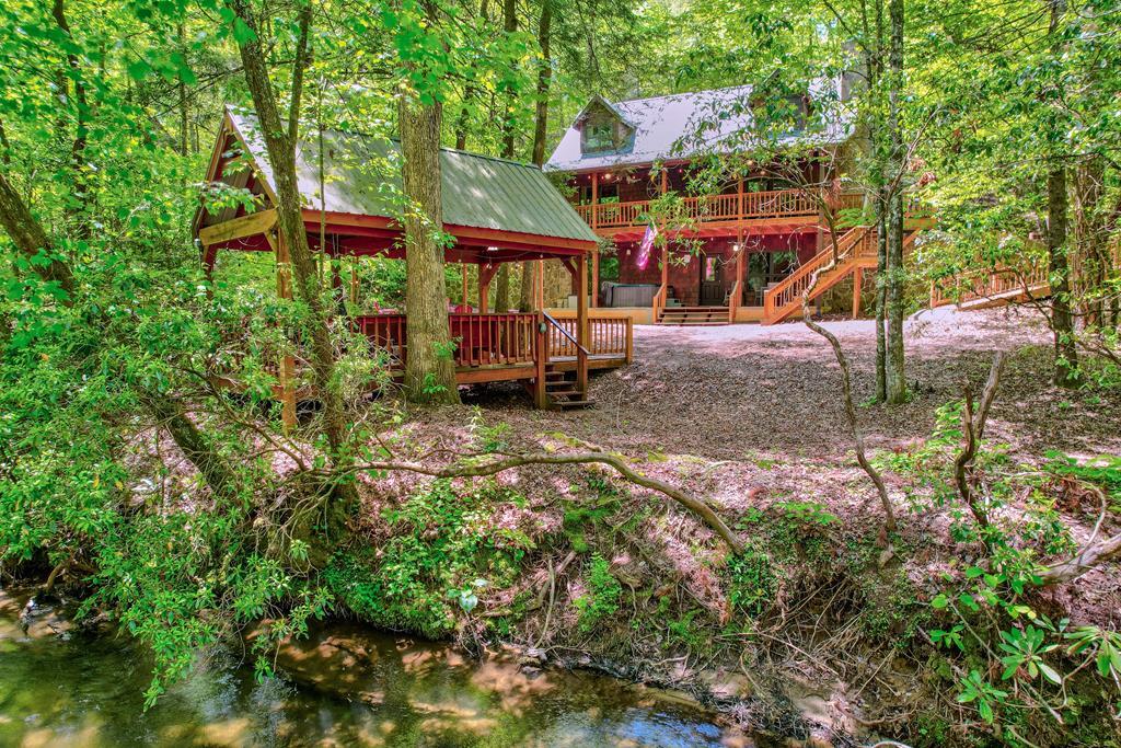 415693 Blue Ridge Residential