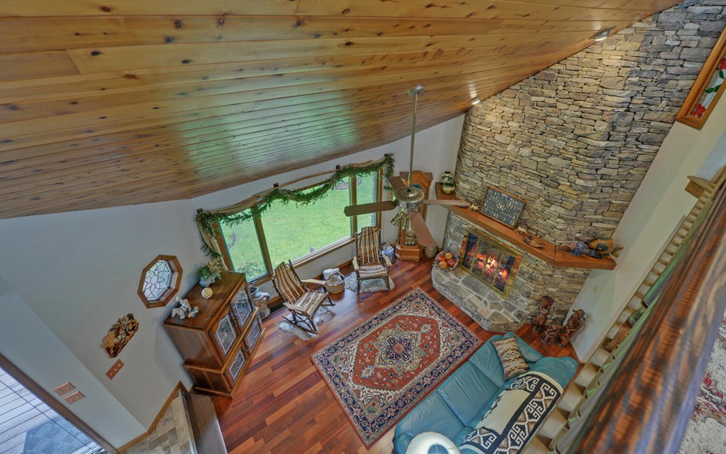 415696 Andrews Residential