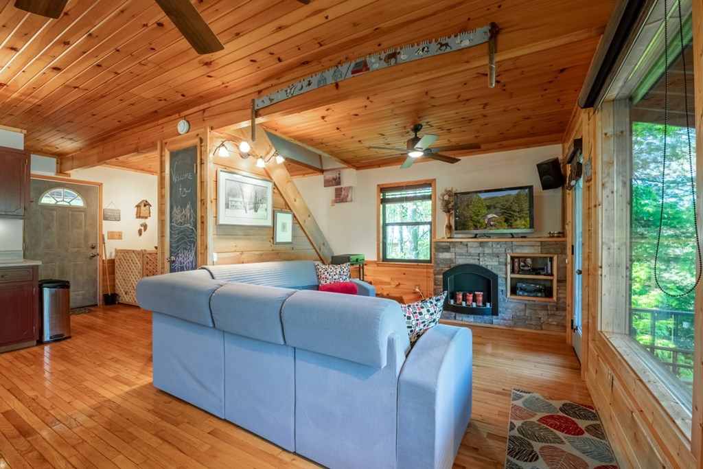 415698 Turtletown Residential