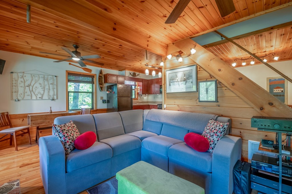 415698 Turtletown Residential