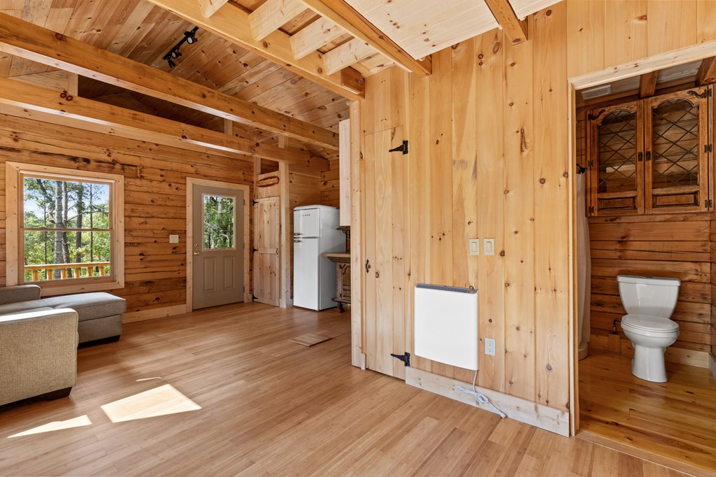 415700 Morganton Residential