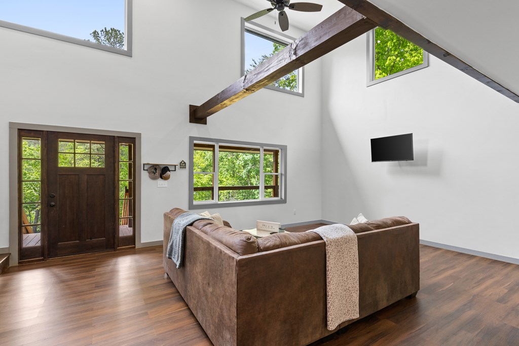 415701 Mineral Bluff Residential