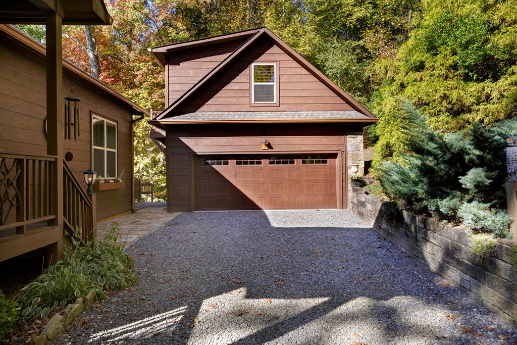 415702 Hiawassee Residential