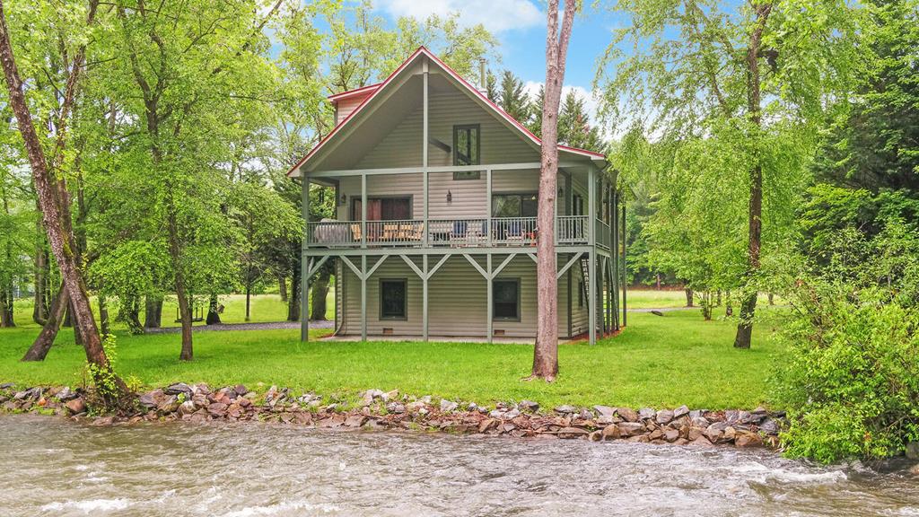 415708 Hayesville 