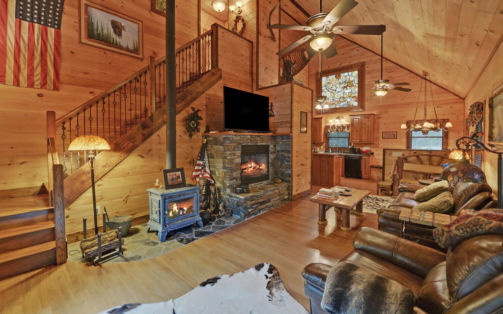 415708 Hayesville Residential