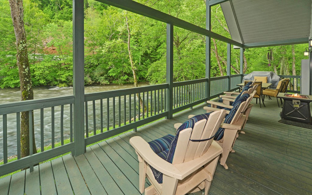 415708 Hayesville Residential