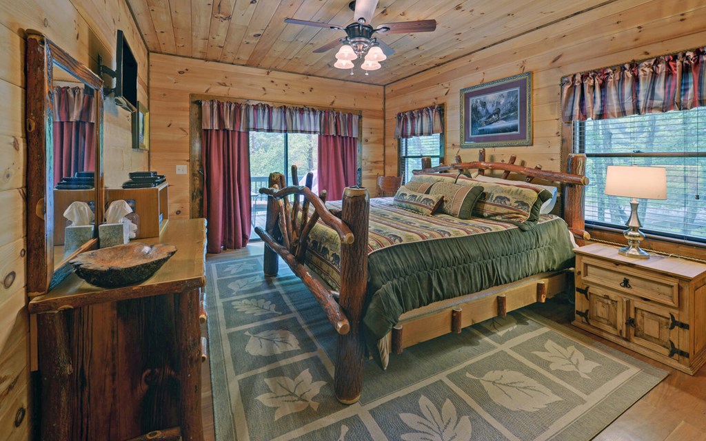 415708 Hayesville Residential