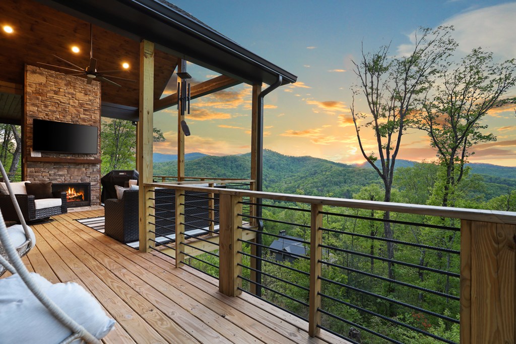415709 Blue Ridge Residential