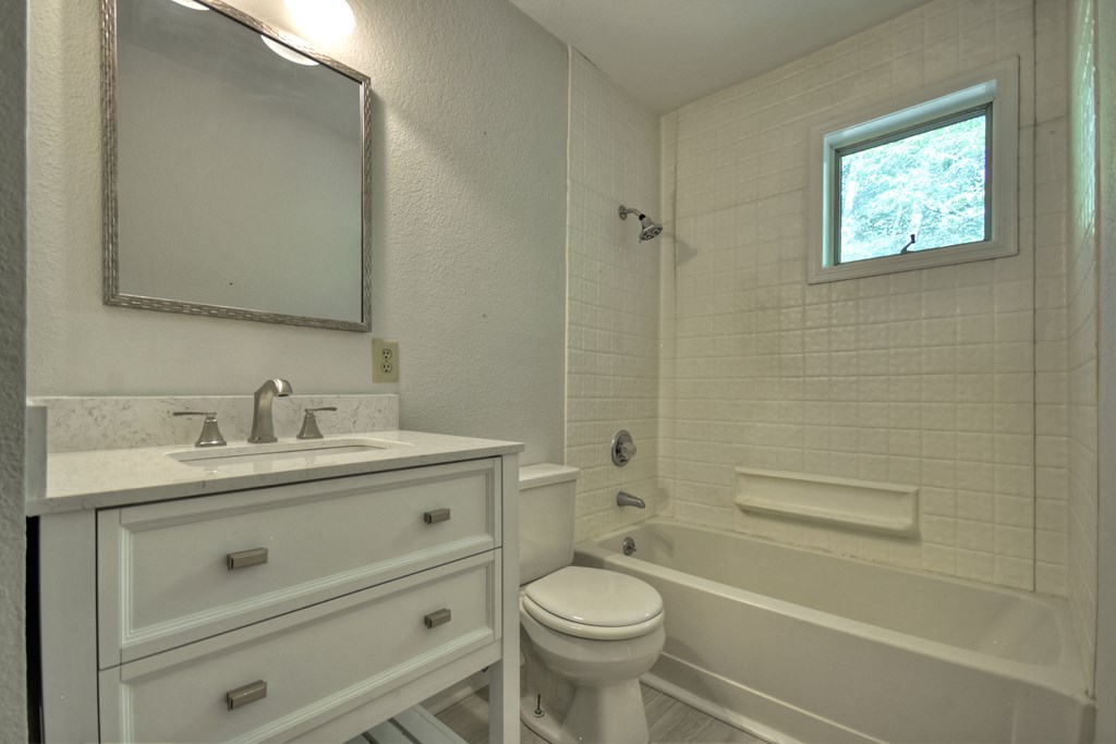 415717 Blairsville Residential