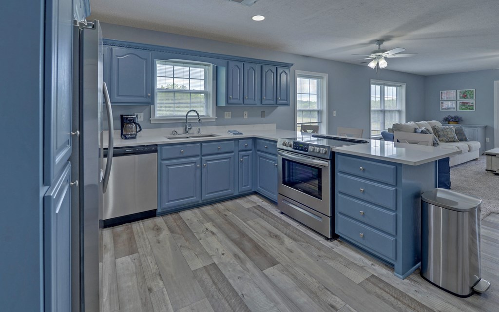 415724 Blue Ridge Residential