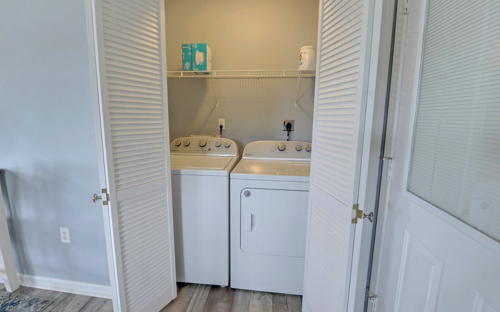 415724 Blue Ridge Residential