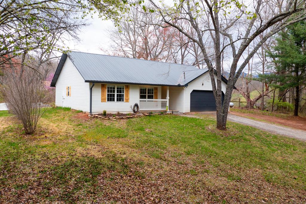 415725 Hayesville 