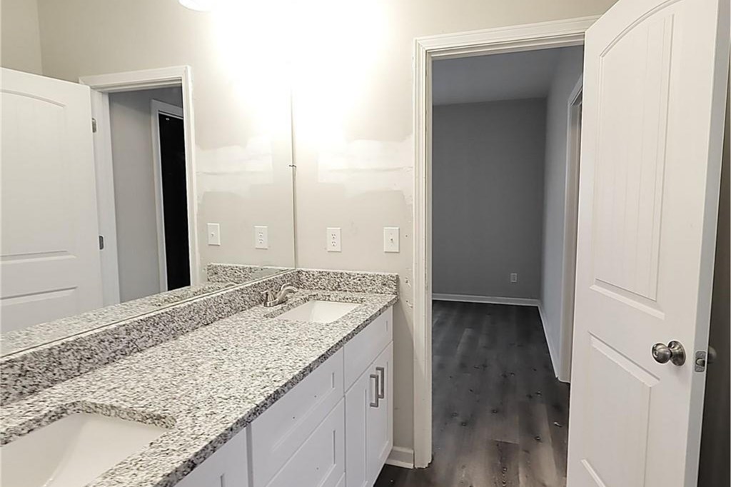 415752 Jasper Residential