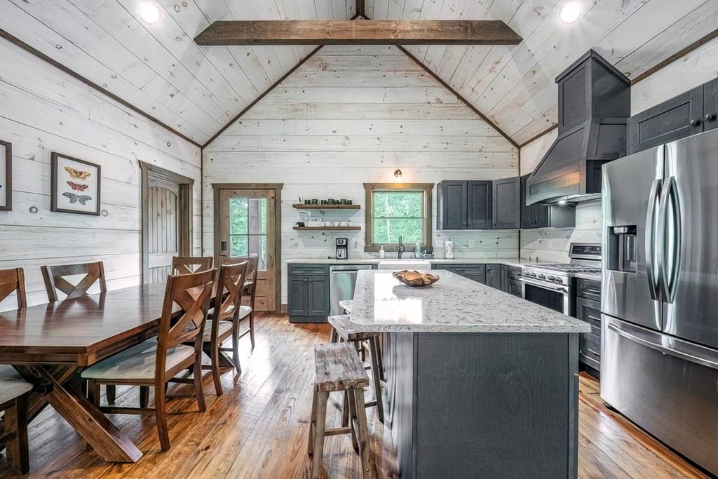 415757 Blue Ridge Residential