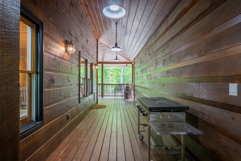 415760 Blue Ridge Residential