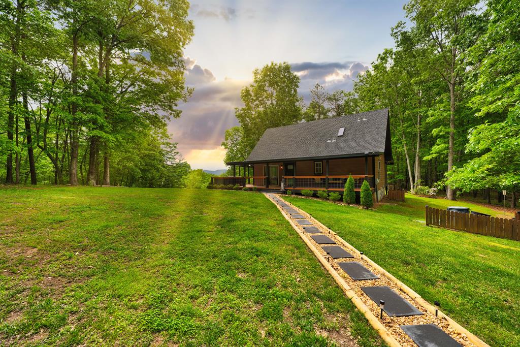 415785 Mineral Bluff Residential