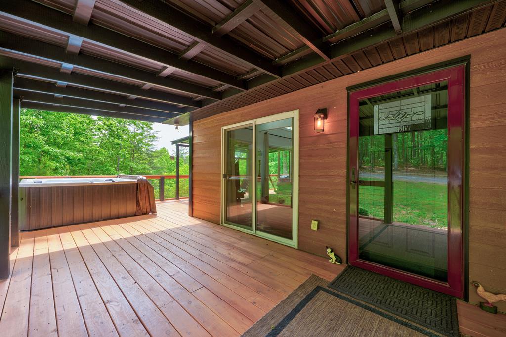 415785 Mineral Bluff Residential