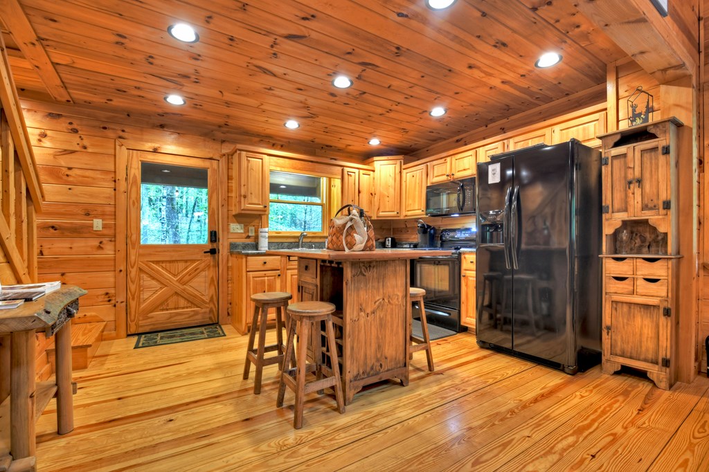 415806 Blue Ridge Residential
