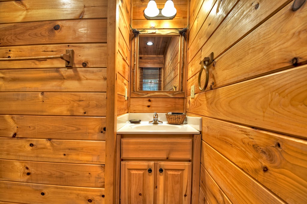 415806 Blue Ridge Residential