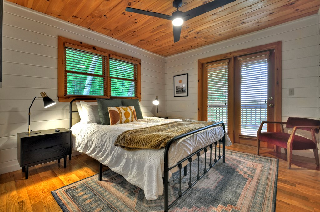 415807 Blue Ridge Residential