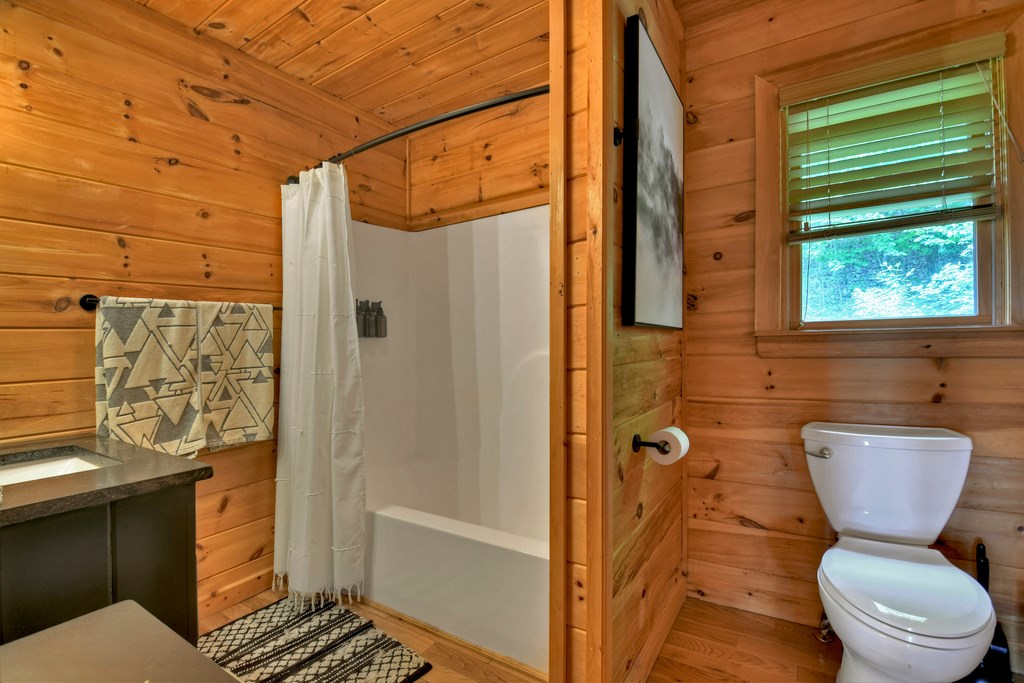 415807 Blue Ridge Residential