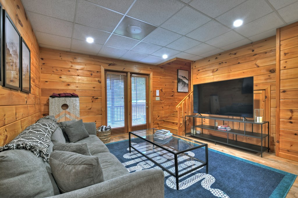 415807 Blue Ridge Residential