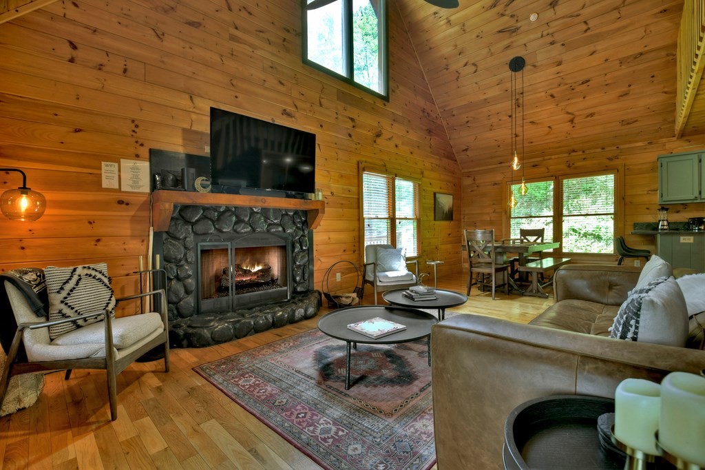 415807 Blue Ridge Residential