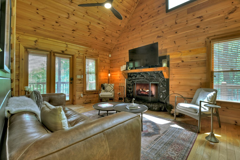 415807 Blue Ridge Residential