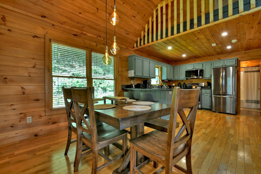 415807 Blue Ridge Residential