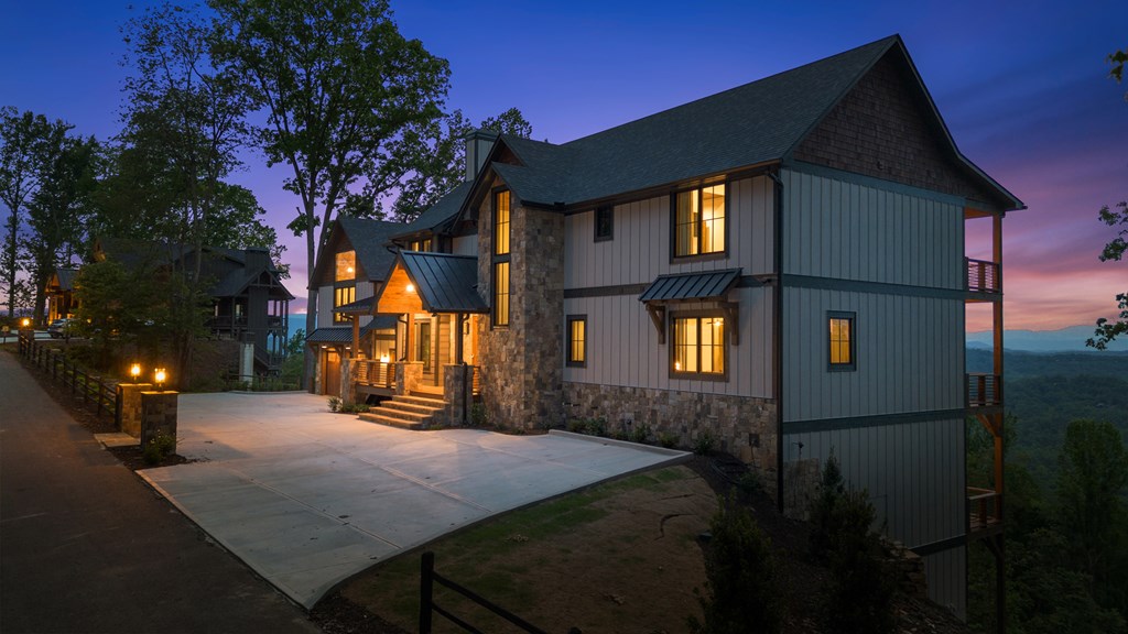 415809 Blue Ridge Residential