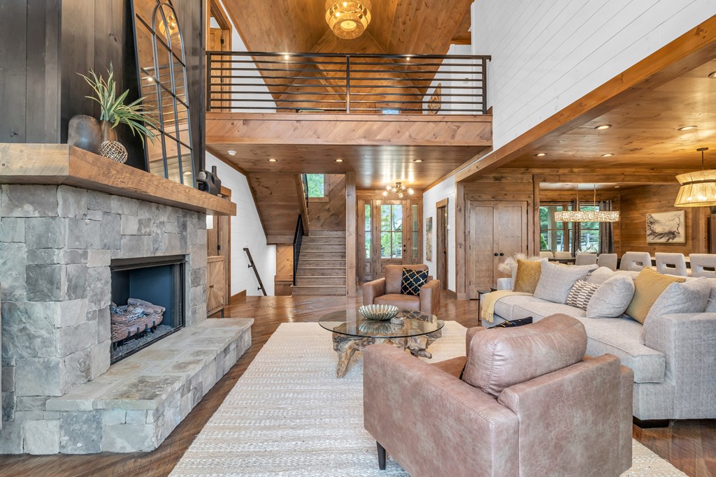 415822 Blue Ridge Residential
