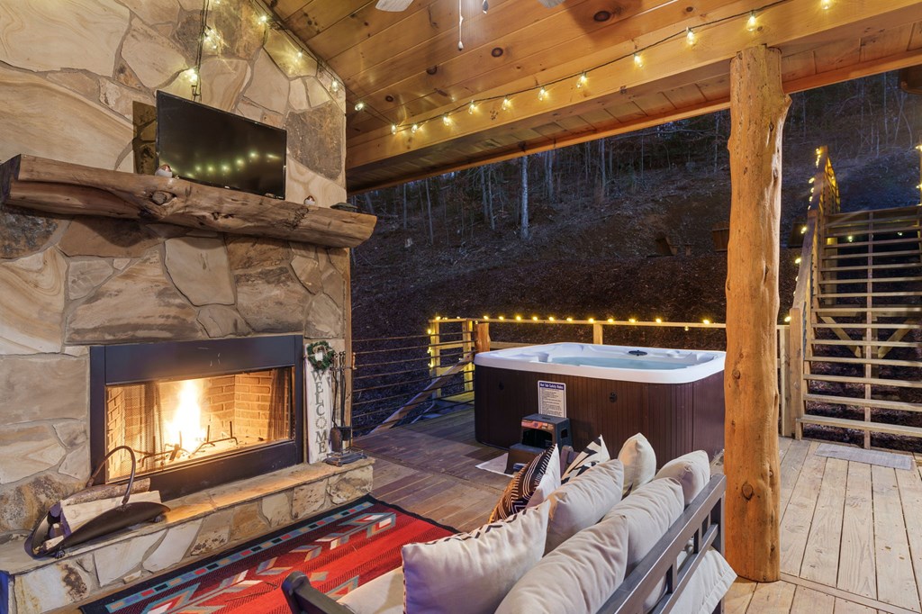 415824 Blue Ridge Residential
