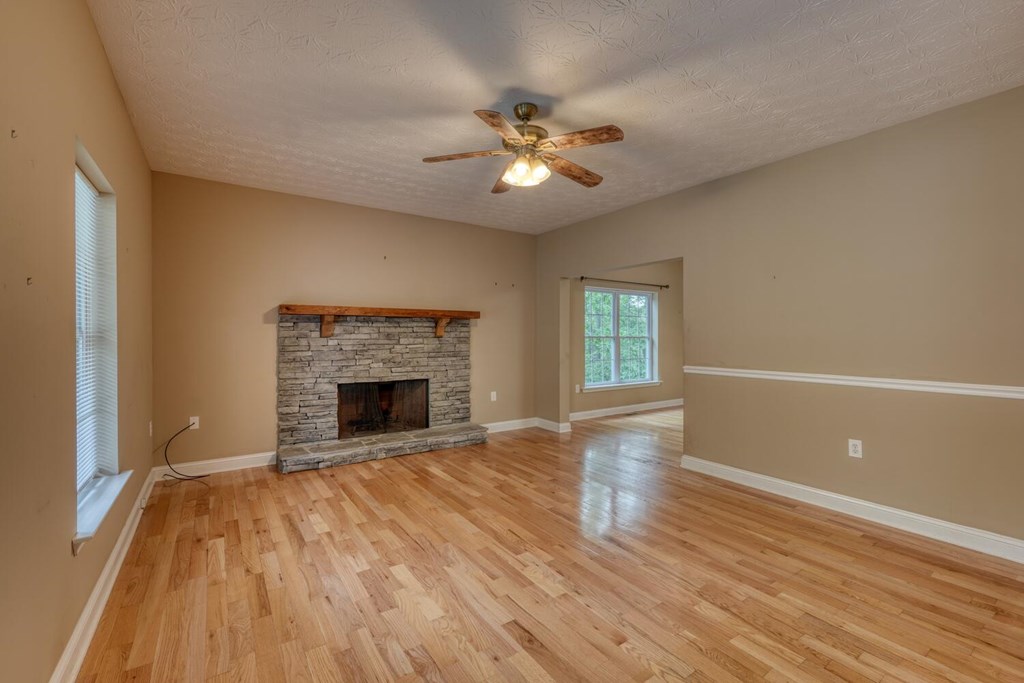 415831 Blairsville Residential
