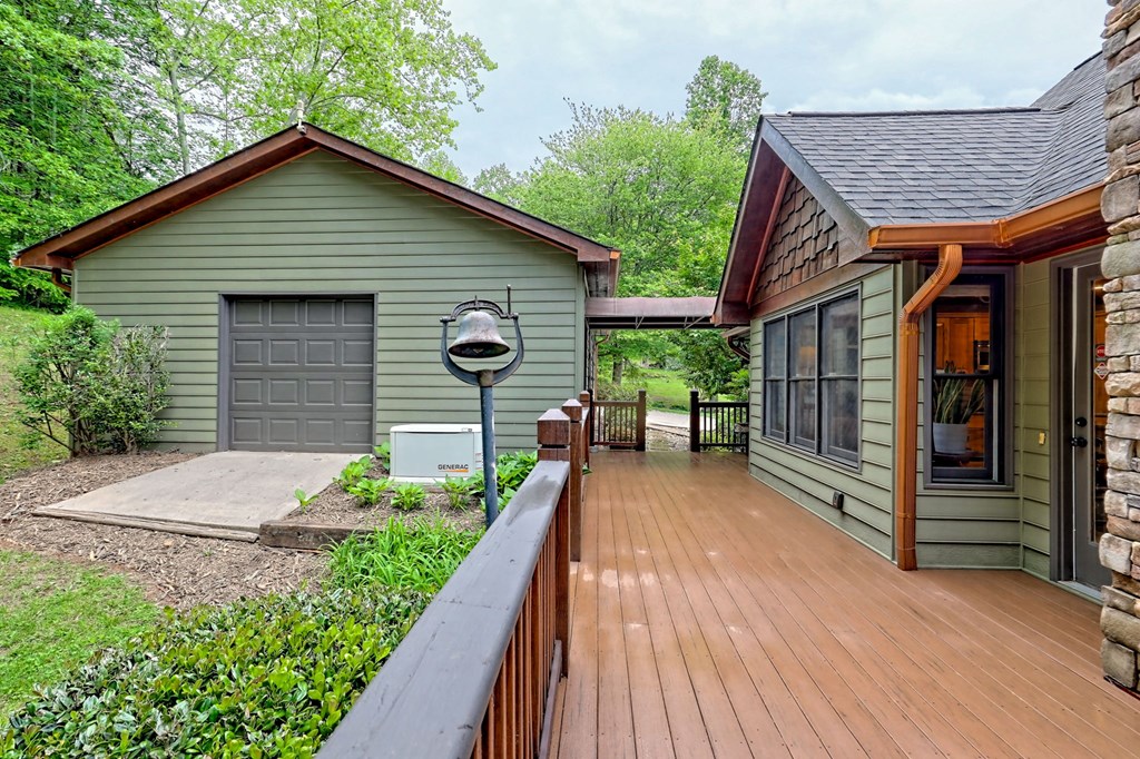 415834 Hiawassee Residential