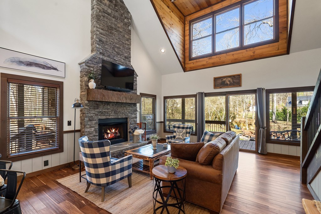415836 Blue Ridge Residential