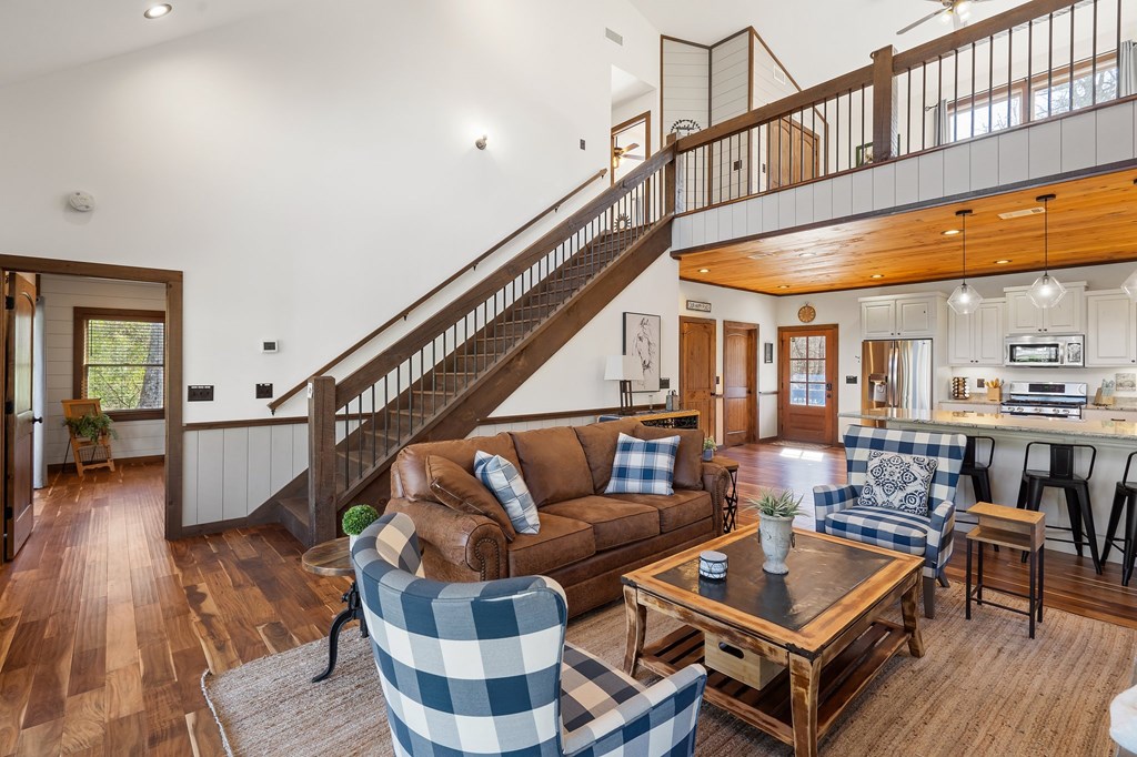 415836 Blue Ridge Residential
