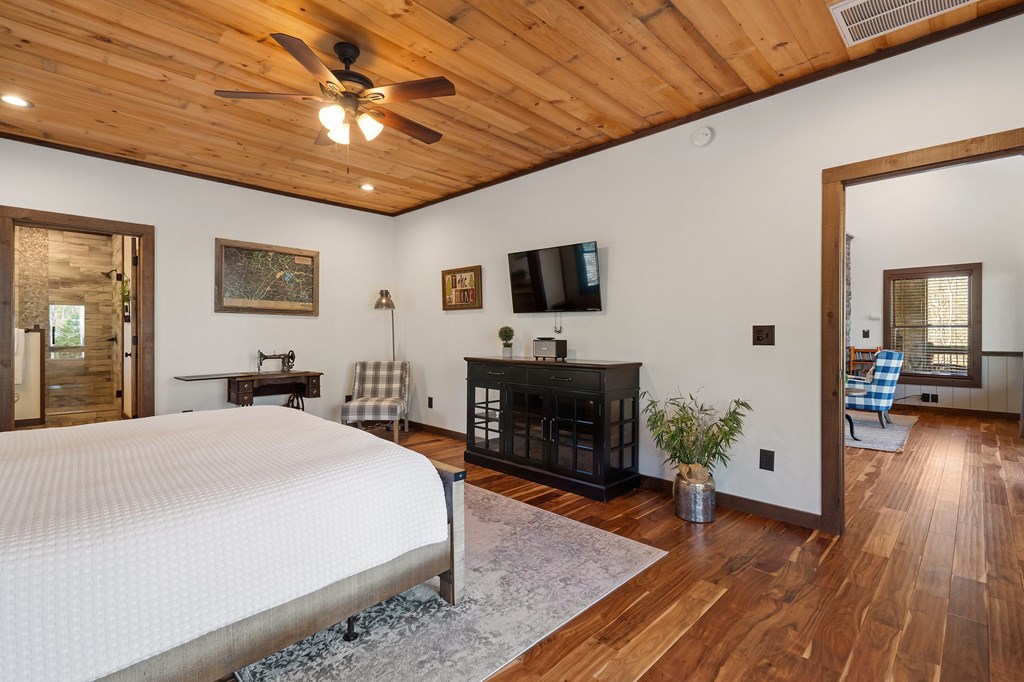 415836 Blue Ridge Residential
