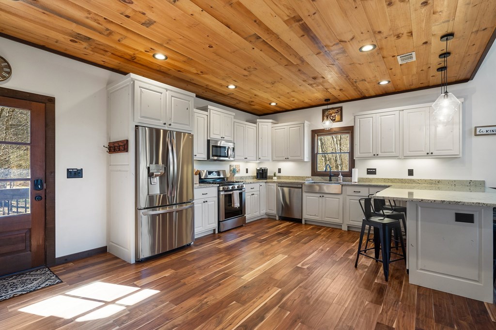 415836 Blue Ridge Residential