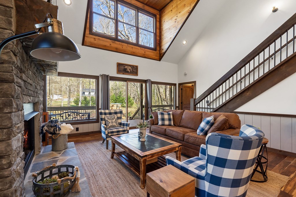 415836 Blue Ridge Residential