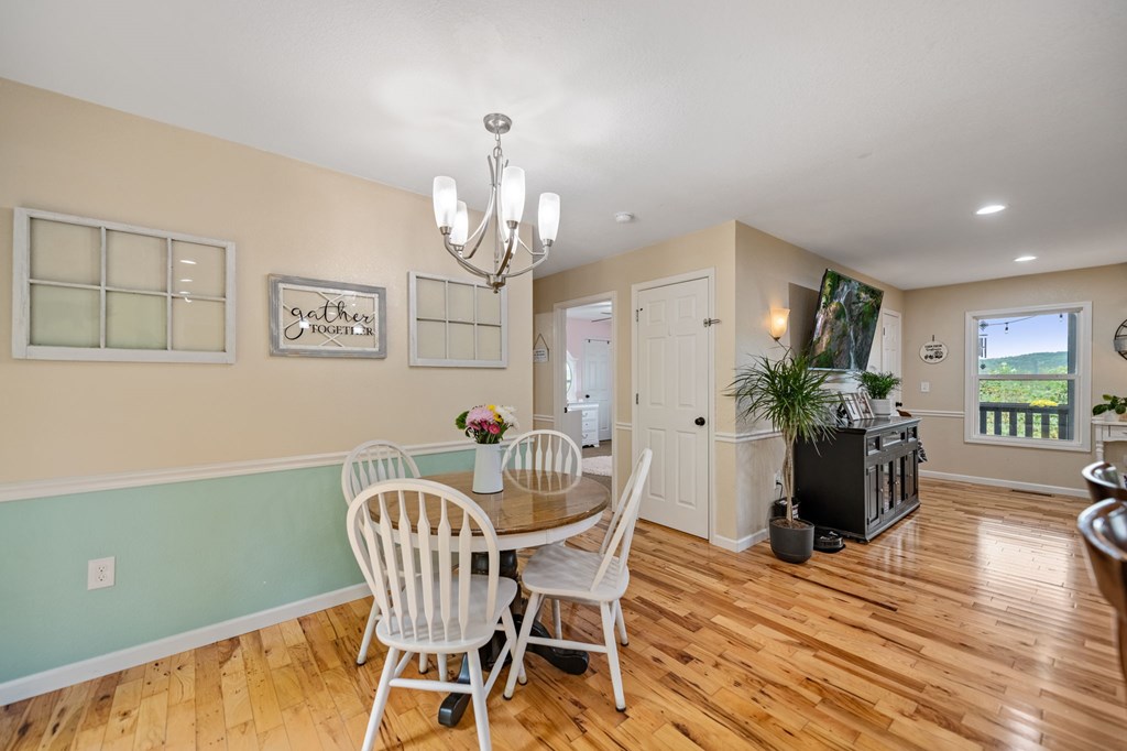 415841 Mineral Bluff Residential