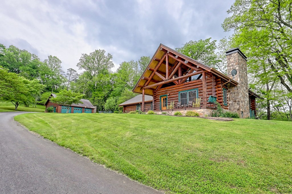415865 Warne Residential