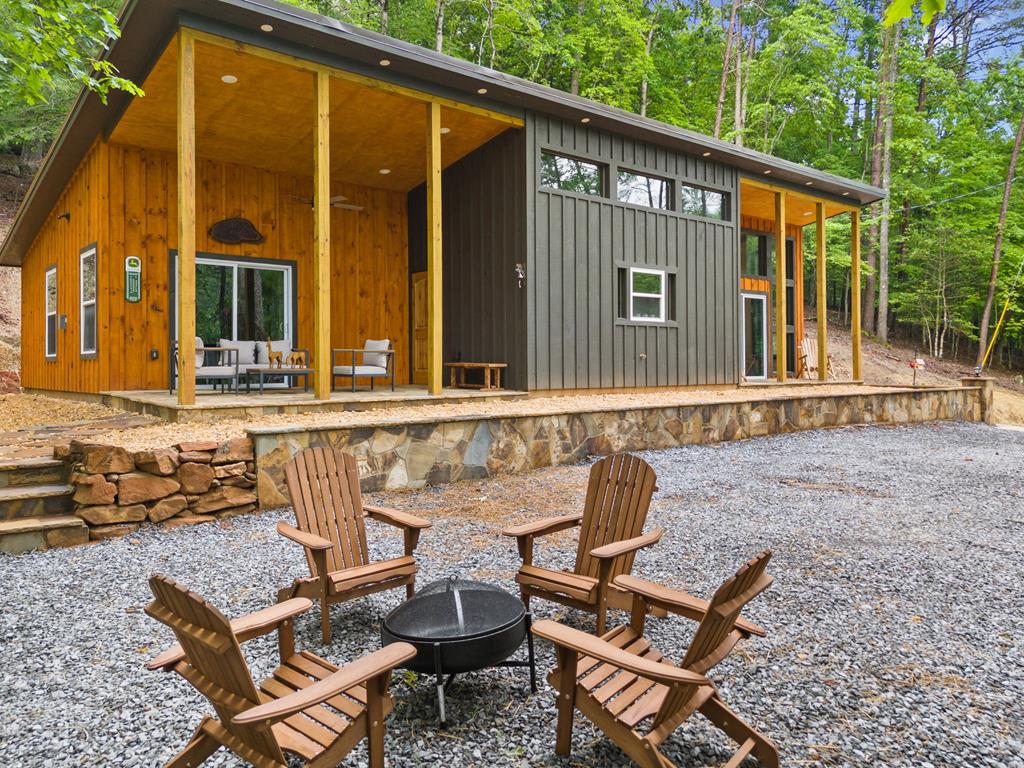 415867 Ellijay 