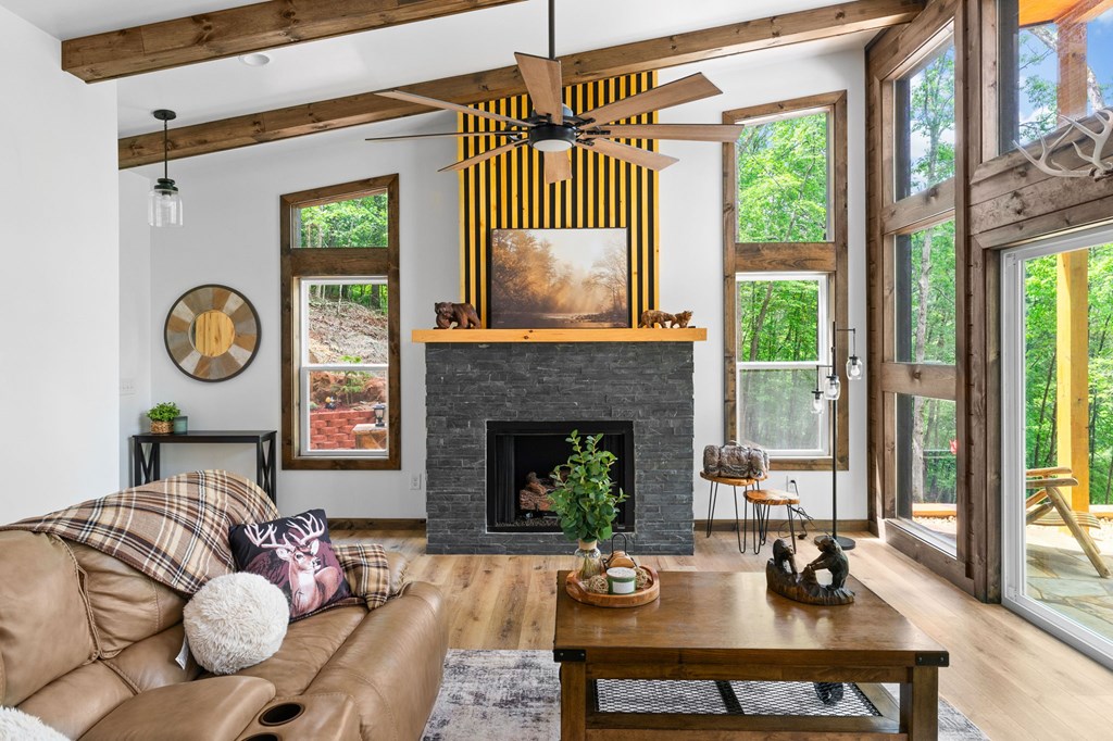 415867 Ellijay Residential