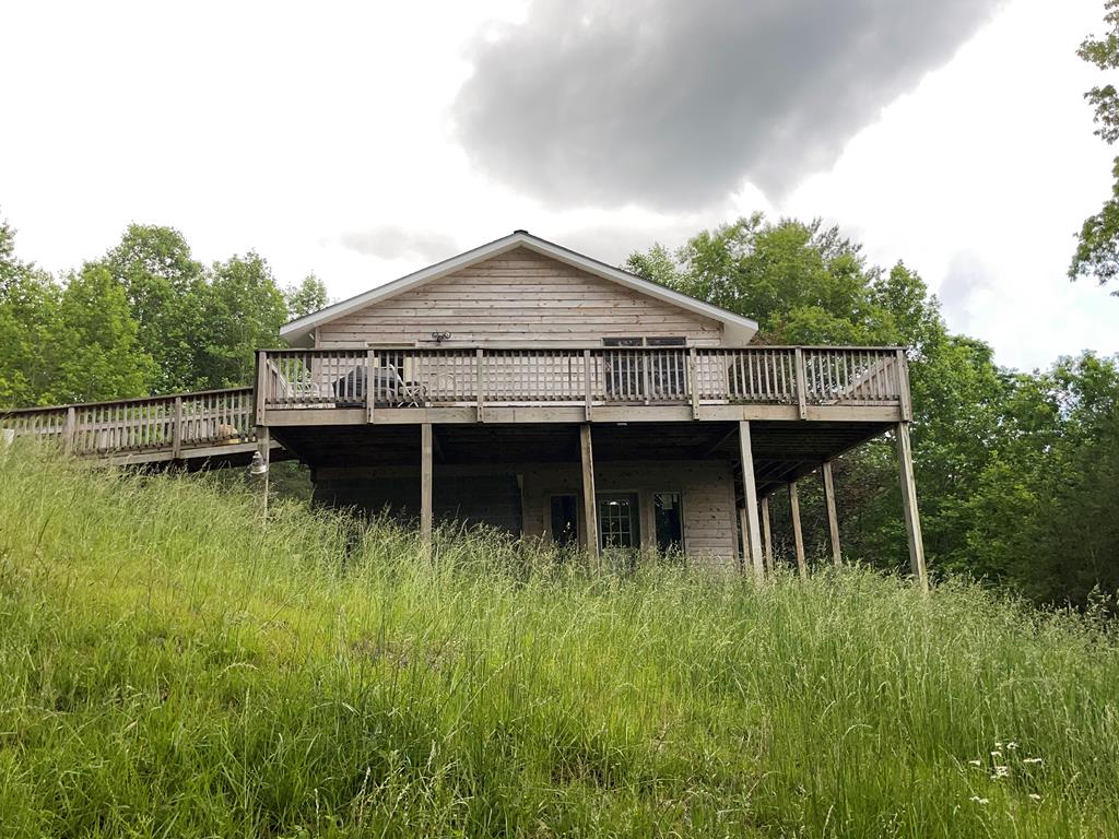 415875 Hayesville 