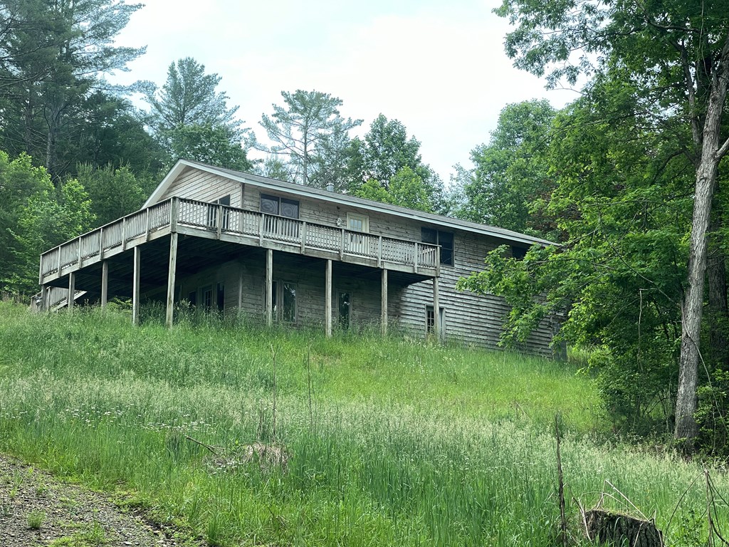 415875 Hayesville Residential