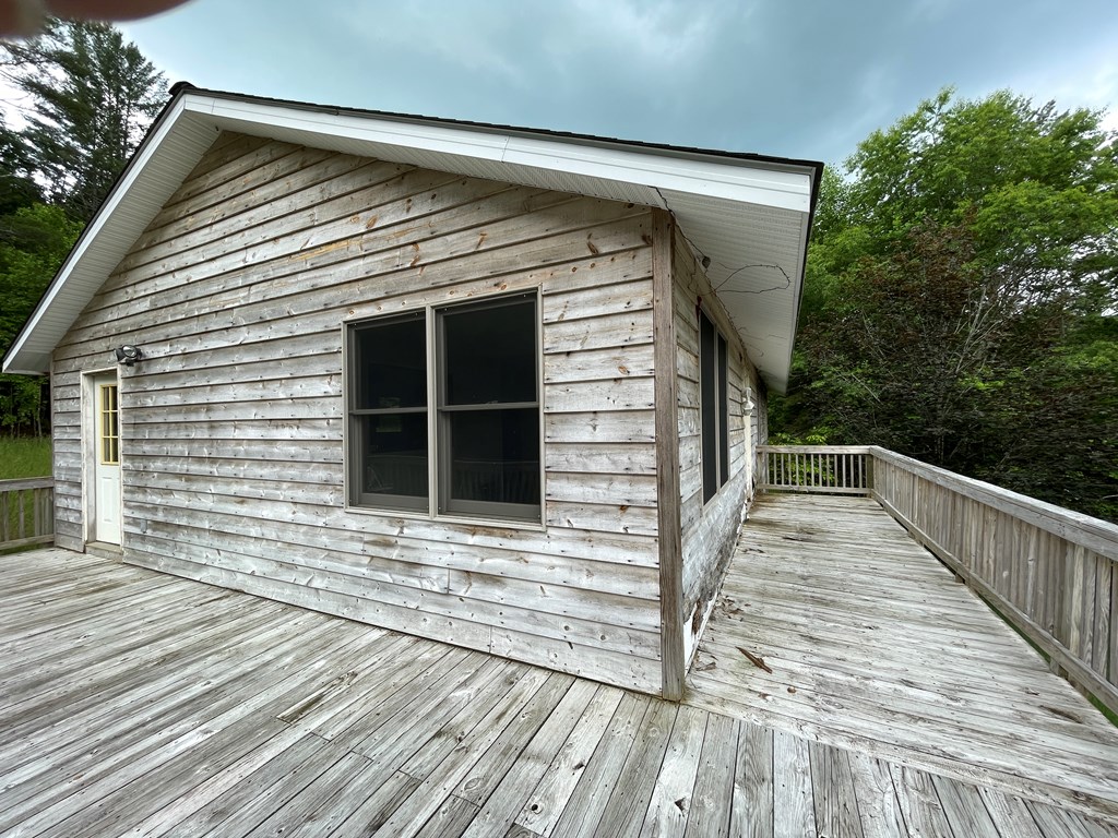 415875 Hayesville Residential