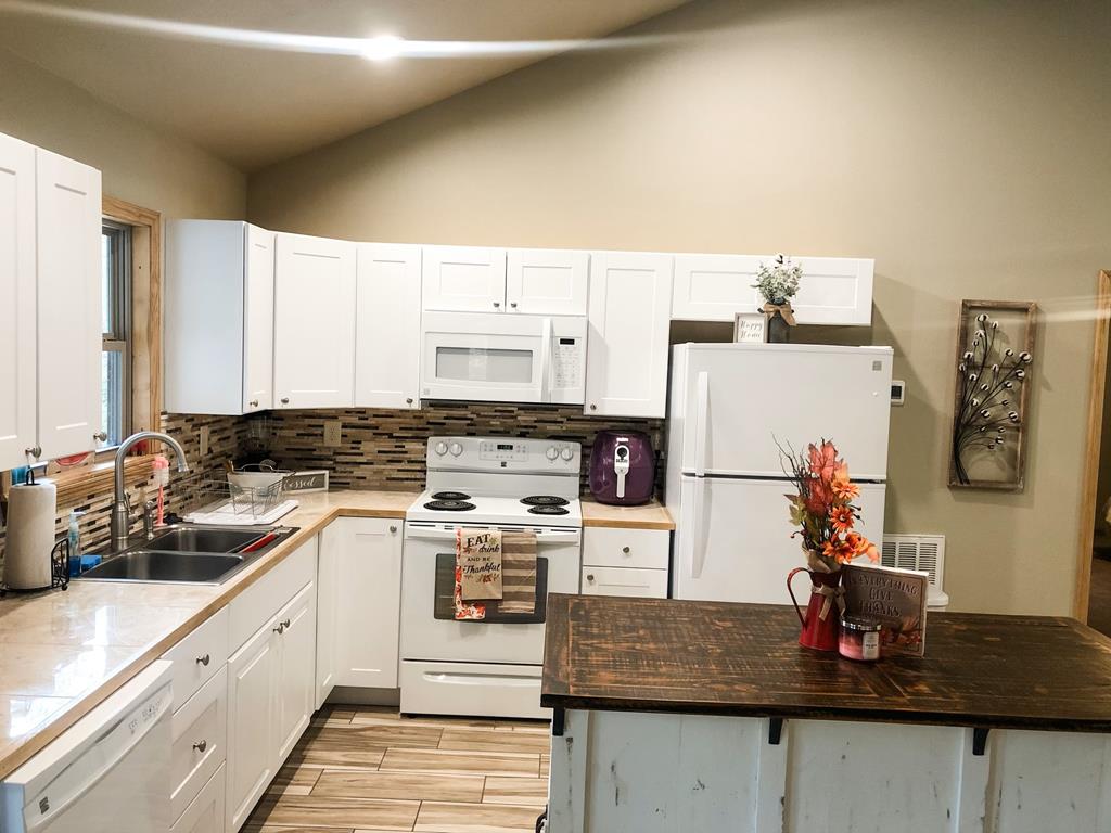 415880 Murphy Residential